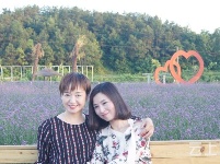 有试过在这么美丽的花海里品茶吗？