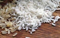  5元1斤的大米是塑料做的？食药监总局辟谣