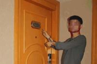 广东男子称2小时赚3万元 11女子被哄上酒店