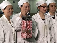 我市各界群众代表传递丁酉年炎帝圣火