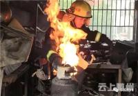 聚焦：拎着“炸弹”跑出百米，随州“刨土哥”危险面前再发威