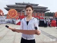 拜祖大典《颂炎帝文》的主持人美翻了 他们来自港澳台
