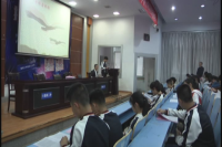 市二中举行校友联谊会  