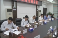 郄英才主持召开市政府党组会议　推进“两学一做”常态化制度化抓好国家安全意识形态等工作 