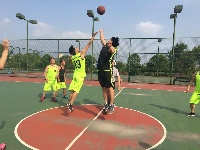 随州广播电视台迎“五四”篮球友谊赛开赛！！！