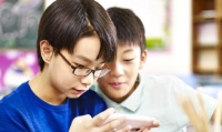 中小学生砸钱追热门网游 未成年人网游行为如何监管  