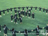 美！就是喜欢这样“不正经”的毕业照~