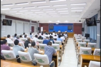 郄英才在落实中央和省交办环境问题整改推进会上强调：精准施策强化督办 确保按时完成整改任务