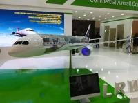 中国最新型隐身战机“鹘鹰”首次亮相巴黎航展