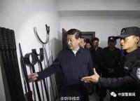 党的十八大以来公安工作系列述评之一·坚持党的绝对领导篇在旗帜下进：绝对忠诚凝聚前行力量