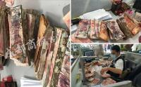 20万现金放床底3年发霉 银行员工数钱数到呕吐崩溃