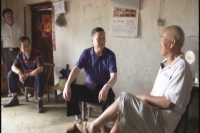 冯茂东到驻点村调研慰问