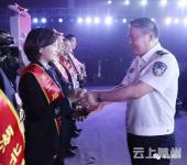 警徽荣耀：随州铿锵玫瑰陈红梅荣获“第五届湖北最美警察”称号 ，曾都区公安分局举行欢迎仪式