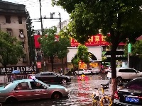 昨晚，随州突降暴雨，城区一片汪洋
