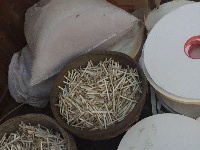 随州市烟草部门对收缴的价值380多万元的假冒伪劣烟草集中销毁