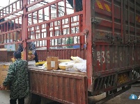 随州市烟草部门对收缴的价值380多万元的假冒伪劣烟草集中销毁