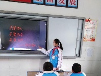 聚奎门学校开展“关爱他人，关爱社会，关爱自然”主题学雷锋活动