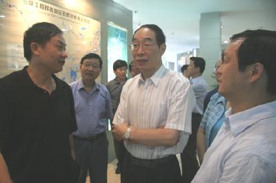 尤权在湖北调研时强调:切实把党外知识分子工作作为统一战线基础性战略性工作
