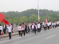 文明出行季·环白云湖健步行活动正在进行中