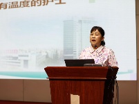 随州市中心医院举办读书分享会暨脱帽仪式