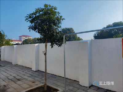 吴家老湾社区：共同缔造幸福路 破旧围墙换新颜