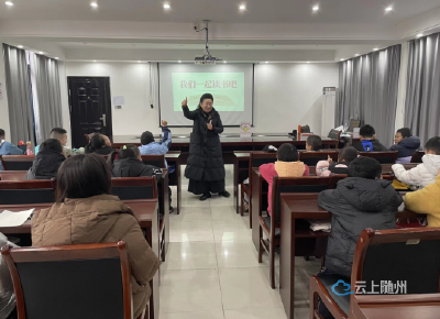 乌龙巷社区：书香浸润童年  “护苗”守护成长 ——社区开展“为什么要读书”主题课暨“扫黄打非”宣传活动