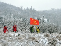 三潭雪景