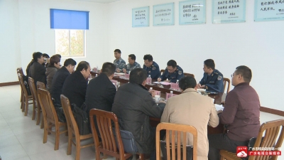 我市与空降兵第十五军会商郝店空降兵综合训练基地扩建搬迁工程