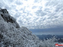 瑞雪兆丰年,三潭金顶现美景