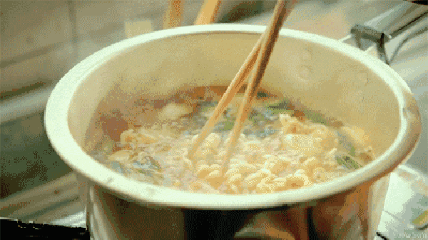 饭菜千万不能趁热吃，可惜99%的人都做不到，重点在后面……