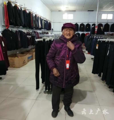  吴店镇王子店村驻村工作队为困难群众送温暖
