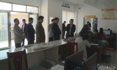 省综治委委员、省工商局局长王永高到我市调研综治工作