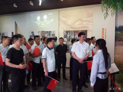 市财政局组织党员干部到大悟县开展红色基因传承教育活动