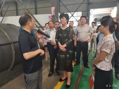 李雅君要求：加大科技创新力度 服务经济社会发展