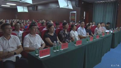 市二医院顺利通过“二级甲等医院”复评验收