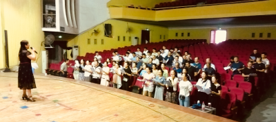 市宣传系统：80人大合唱 祝福祖国繁荣昌盛