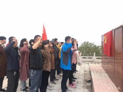 市第三实验小学：缅怀革命先烈 推进主题教育