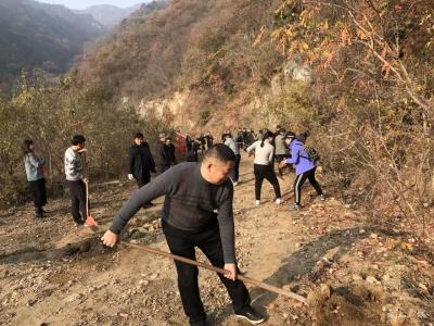 市文体旅游局深入中华山开展“不忘初心 牢记使命”主题教育活动