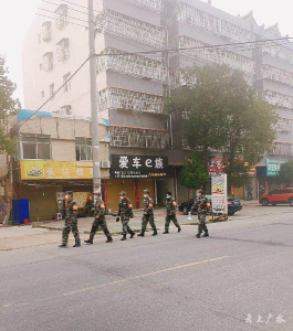 骆店：民兵本色 在抗疫一线彰显