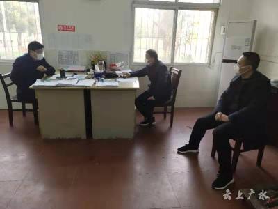 黄继军到北三镇强调：千方百计阻断传染源  尽其所能稳住重点人