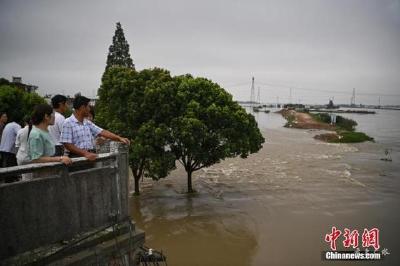 又来了！长江流域今起再迎强降雨，南方高温继续北扩