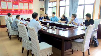 市人大常委会召开党组（主任）会议