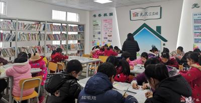 陈巷镇刘店中心小学举行“规范写字  从我做起”书法比赛