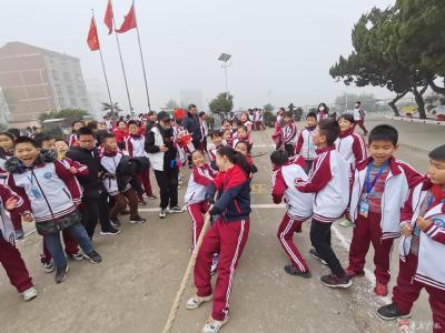 长岭镇中心小学举行2020年冬季运动会