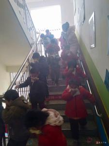 蔡河镇中心幼儿园：关注消防安全 共创平安校园