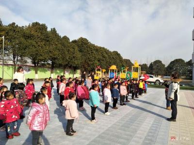 蔡河镇北街幼儿园开展健康教育活动