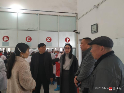  长岭镇平林中心小学坚持打造放心食堂