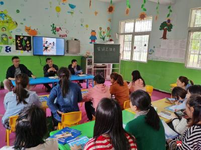 蔡河镇北街幼儿园召开家访工作总结会