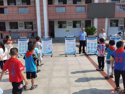 太平镇中心小学开展“珍爱生命，远离毒品”宣传教育活动