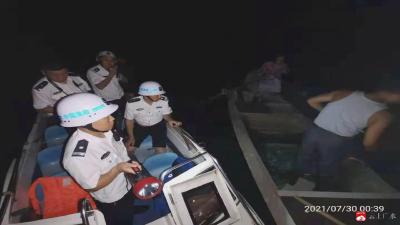市渔政执法大队：强化夜间巡查  打击非法捕捞